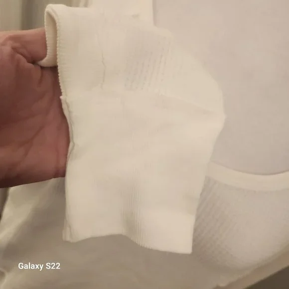 Free People Alabaster Sweater. NWT. Size Medium - Picture 4 of 14